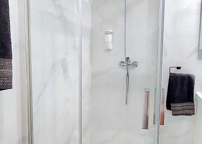 Estudio La Colina, - Kainga Homes * Torremolinos