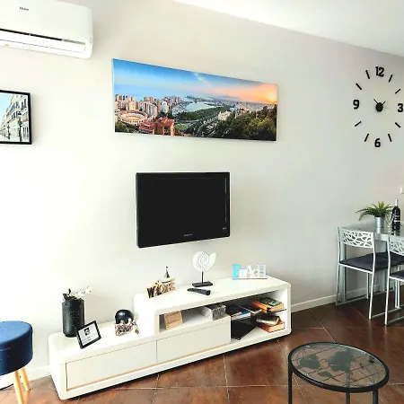 Estudio La Colina, - Kainga Homes טורמולינוס