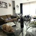Estudio La Colina, - Kainga Homes Apartment *